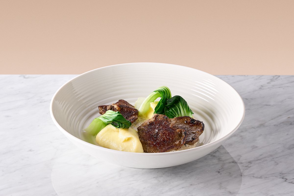 Veal liver with creamy pepper sauce 