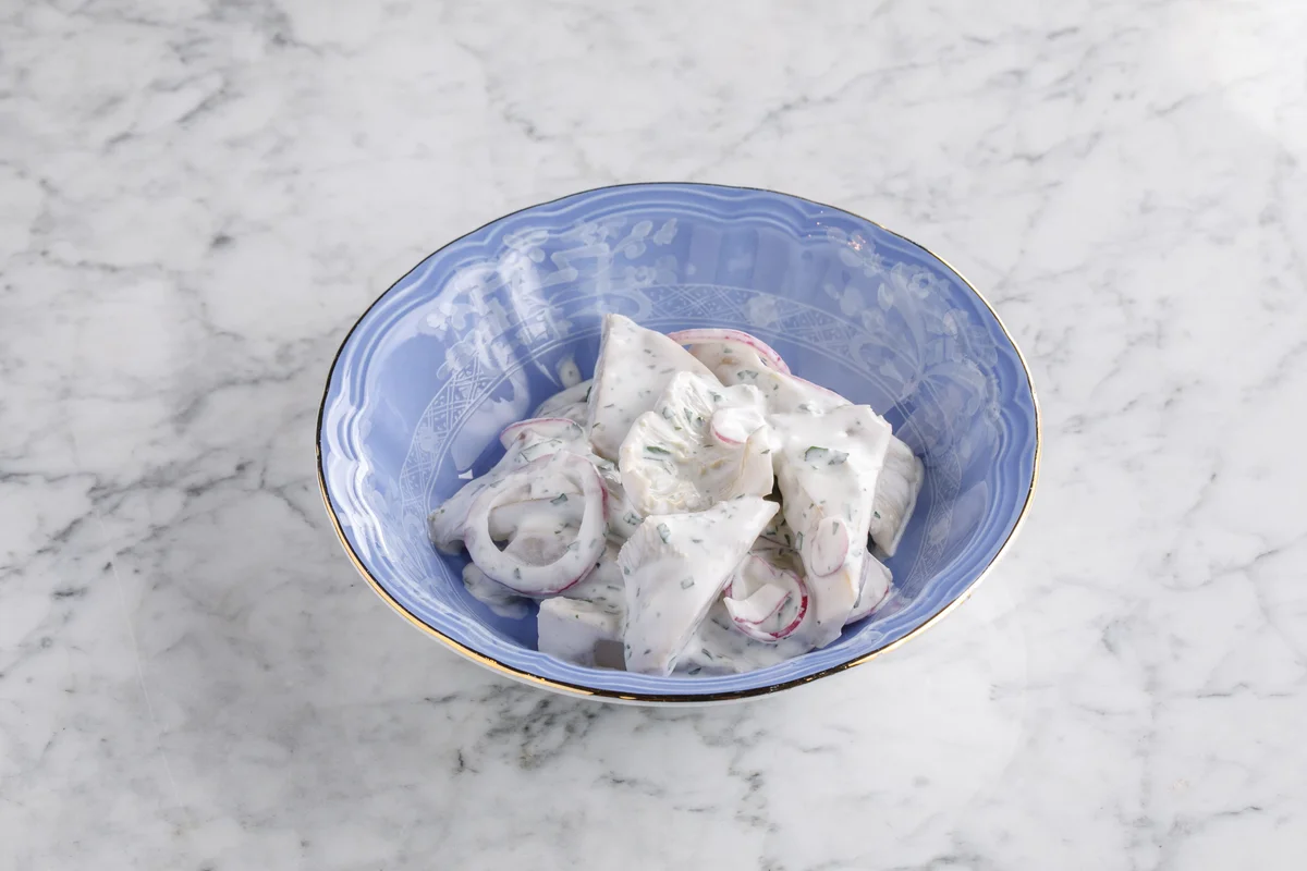 Грузди белые со сметаной