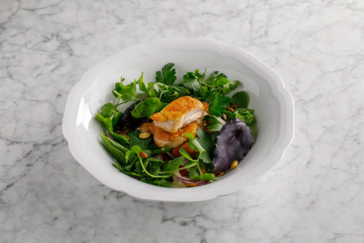 Салат с цыпленком и картофелем