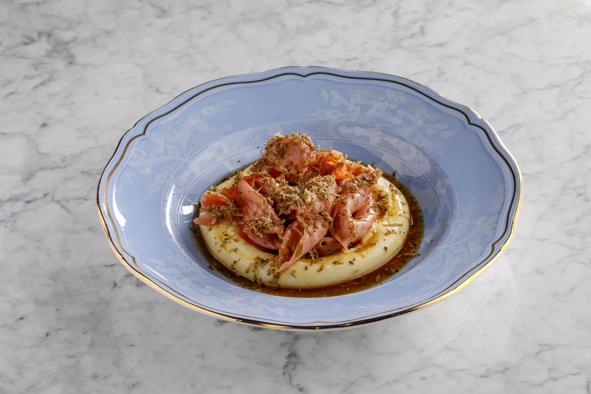 Жареная колбаса с черным трюфелем