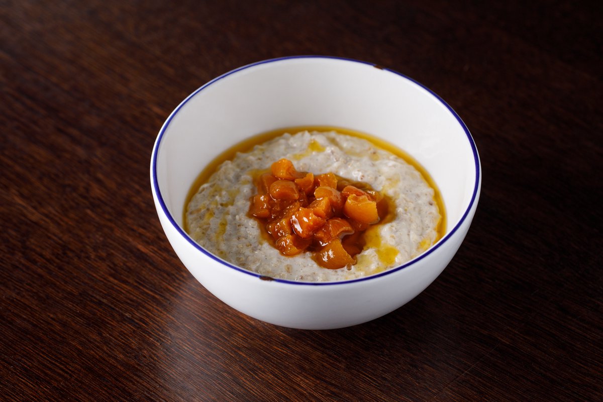 Овсяная каша с абрикосом